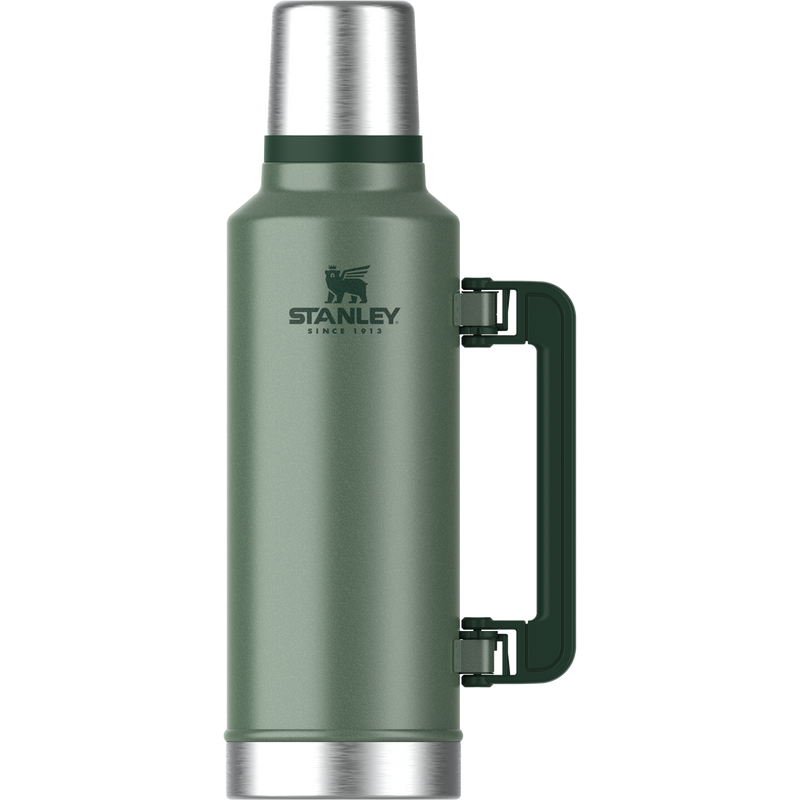 Stanley 1913 Classic Legendary Bottle 1.9L in Hammertone Green