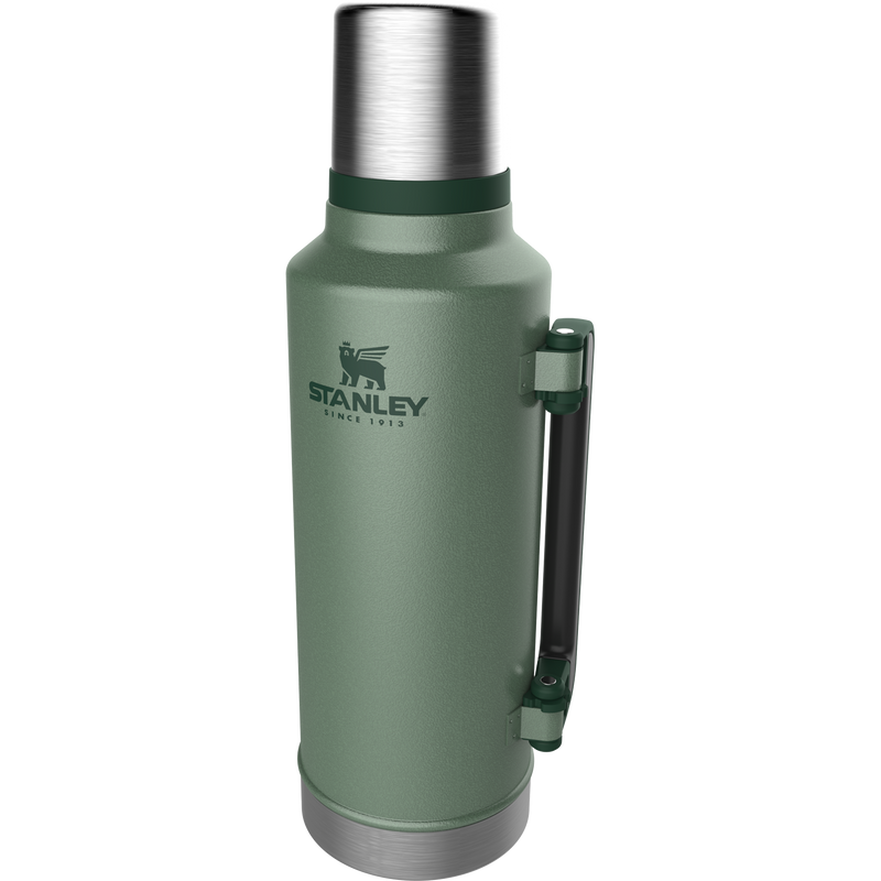 Stanley 1913 Classic Legendary Bottle 1.9L in Hammertone Green