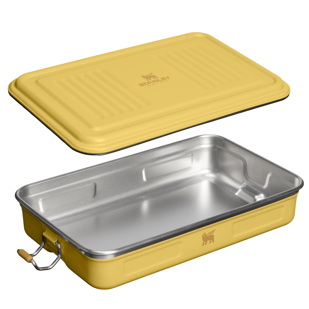 Stanley 1913 Legendary Classic Lunch Box 2.0L in Dijon