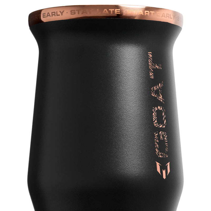 Stanley 1913 Messi x Stanley 1913 Classic Mate Mug 0.23L in Messi GOAT Black | Dettagliato Visualizza