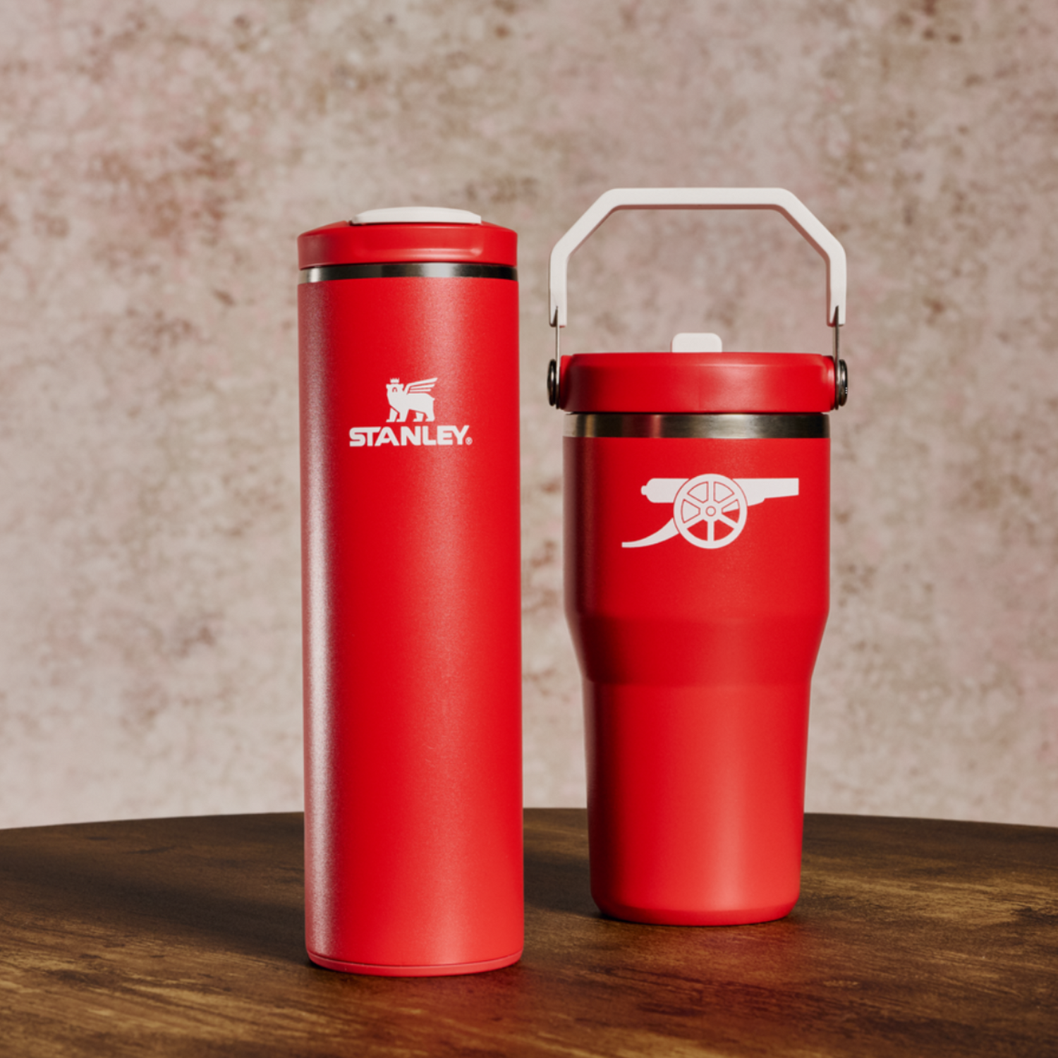 Stanley 1913 Stanley 1913 x Arsenal IceFlow™ Flip Straw 2.0 Tumbler 0.59L in Arsenal Red | View 5