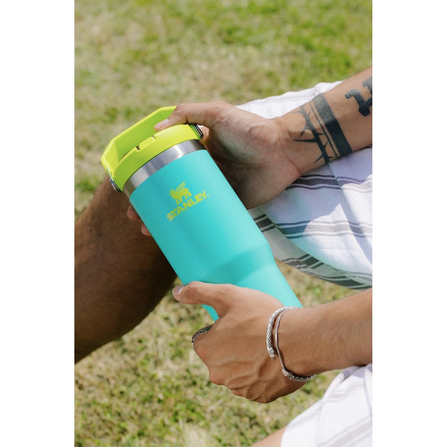 Classic IceFlow Flip Straw tumbler | 0.89L