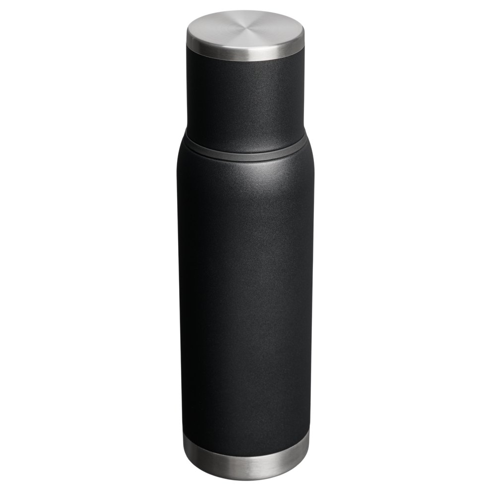 Stanley 1913 Adventure To-Go Bottle 1L in Black 2.0