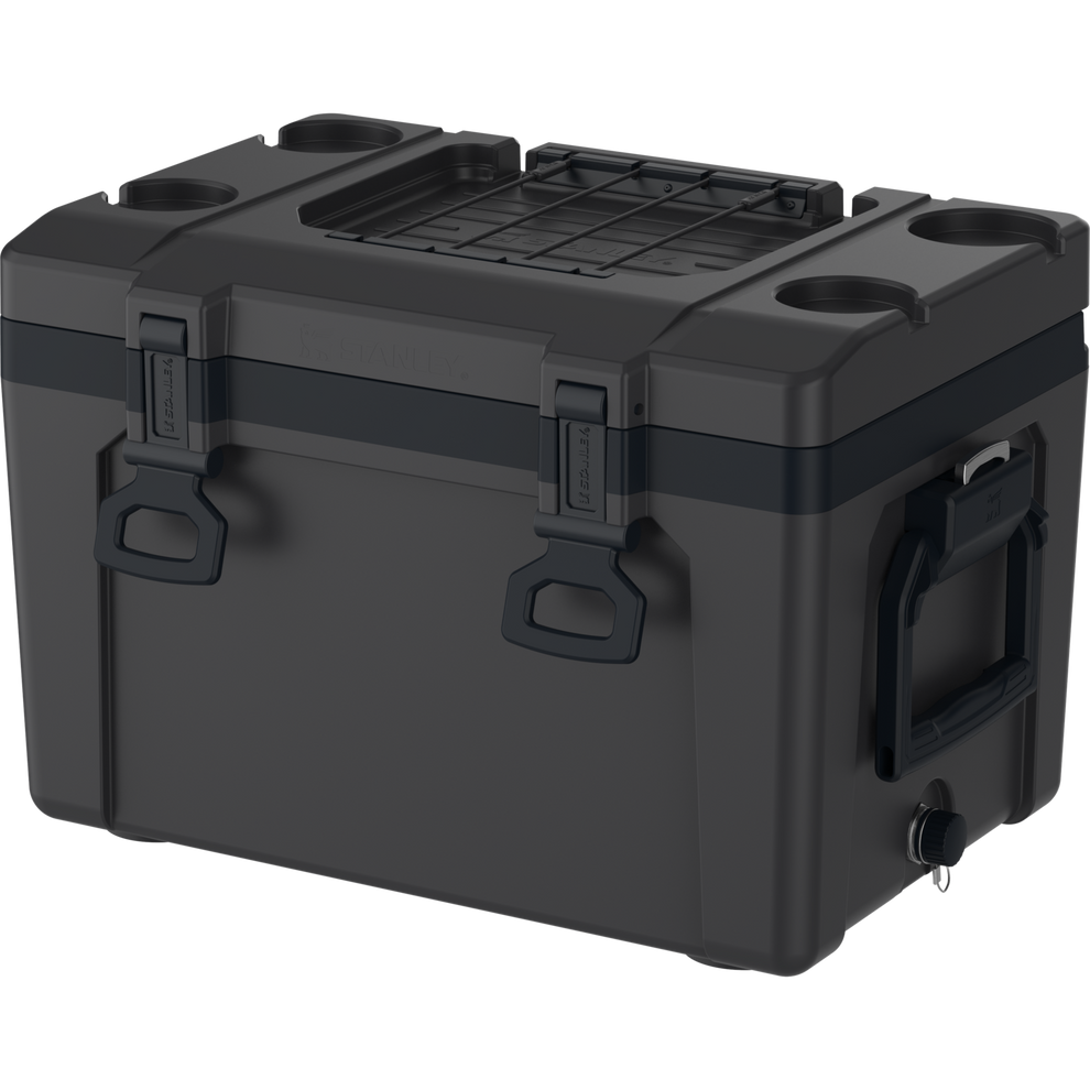 Stanley 1913 Easy-Carry Outdoor Cooler 26L in Black