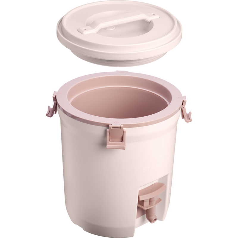 Stanley 1913 Fast Flow Water Jug 7.5L in Rose Quartz | Cross Section View