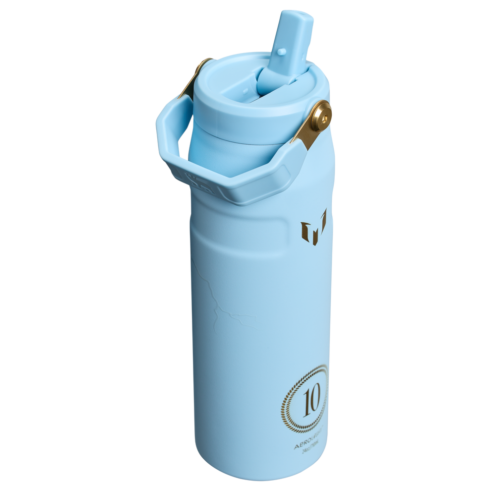 Stanley 1913 Messi x Stanley 1913 IceFlow™ Bottle Flip Straw 2.0 0.71L in Messi Striker Blue
