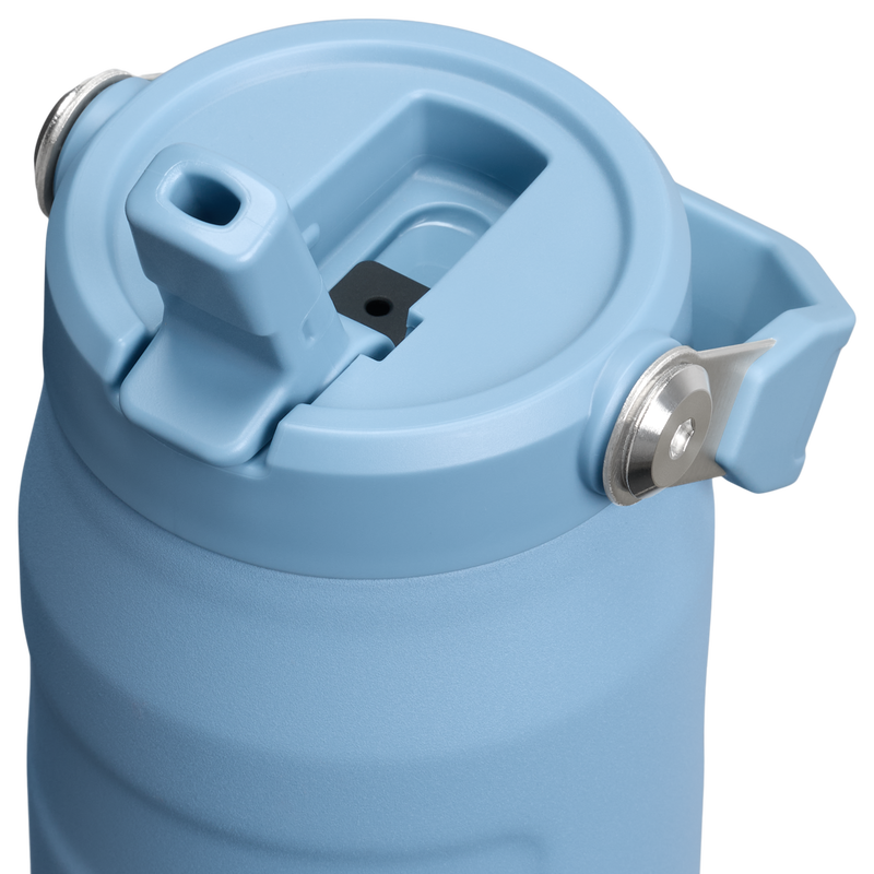 Stanley 1913 IceFlow™ Bottle Flip Straw 2.0 0.71L in Indigo | Lid Detailed View