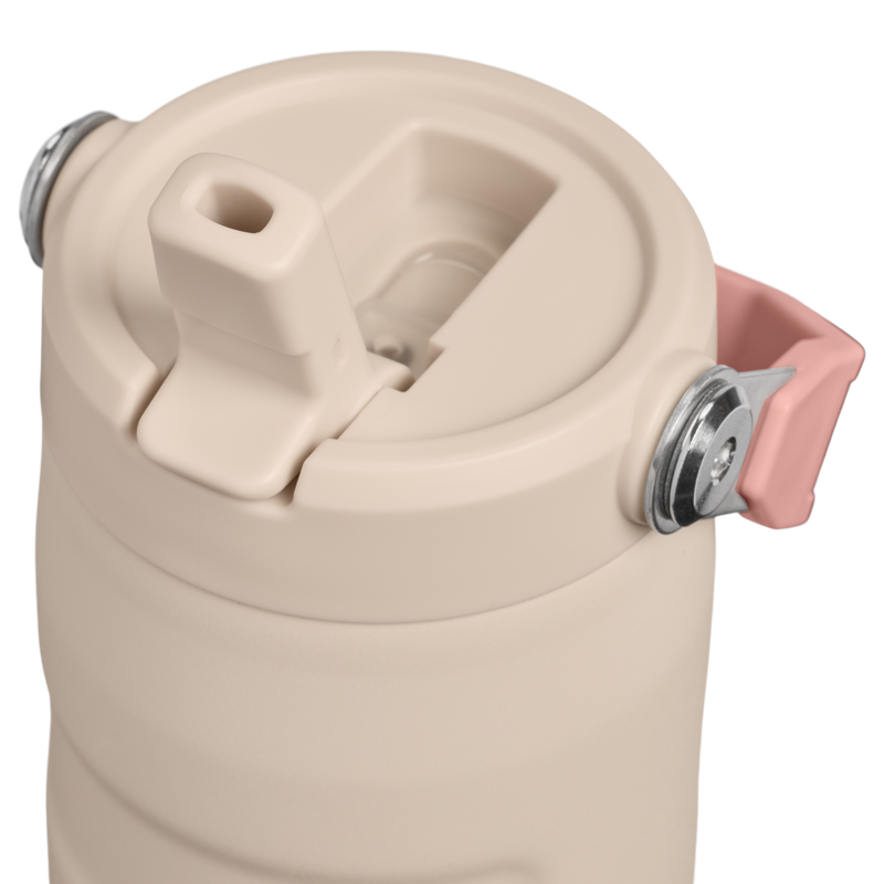 Stanley 1913 IceFlow™ Bottle Flip Straw 2.0 0.47L in Champagne | Lid Detailed View