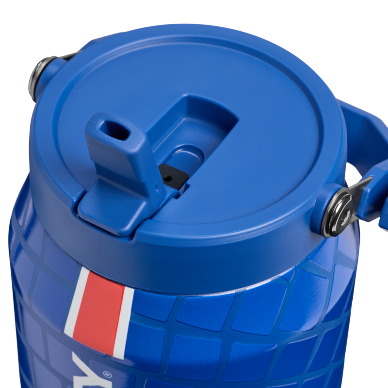 Stanley 1913 Stanley 1913 x Paris Saint-Germain IceFlow™ Flip Straw Jug 1.9L in PSG Nouveau | Coperchio Dettagliato Visualizza