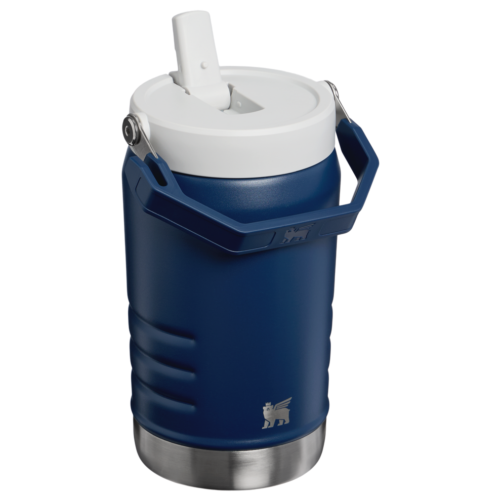 Stanley 1913 The IceFlow™ Flip Straw 2.0 Jug 1.18L in Dark Navy