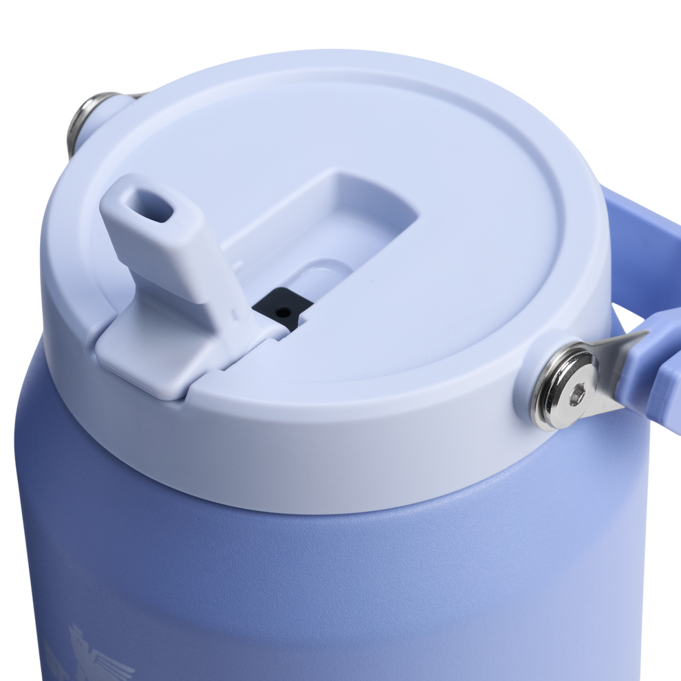 Stanley 1913 The IceFlow™ Flip Straw 2.0 Jug 1.90L in Hydrangea