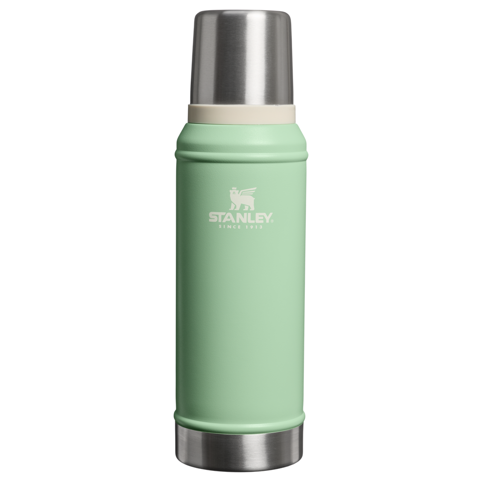 Stanley 1913 Classic Legendary Bottle 0.94L in Pistachio