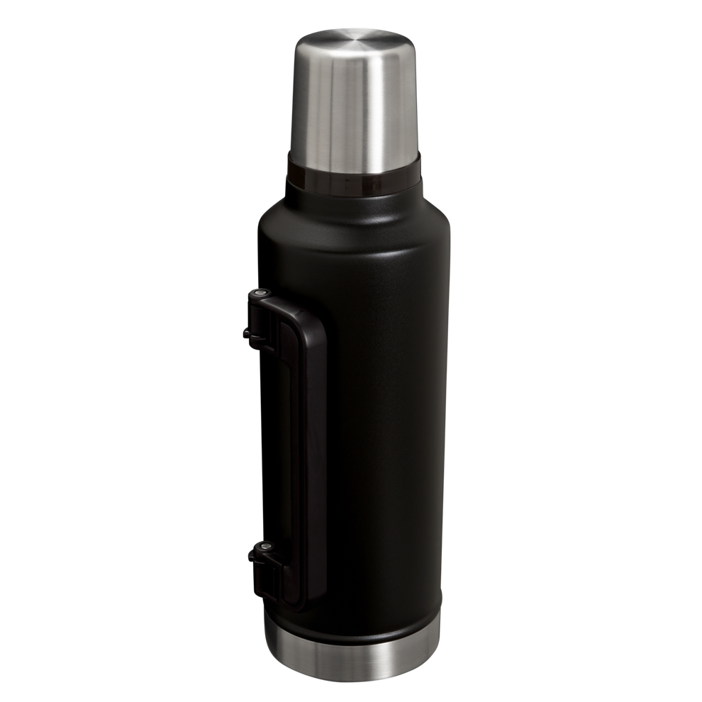 Stanley 1913 Classic Legendary Bottle 1.9L in Black 2.0