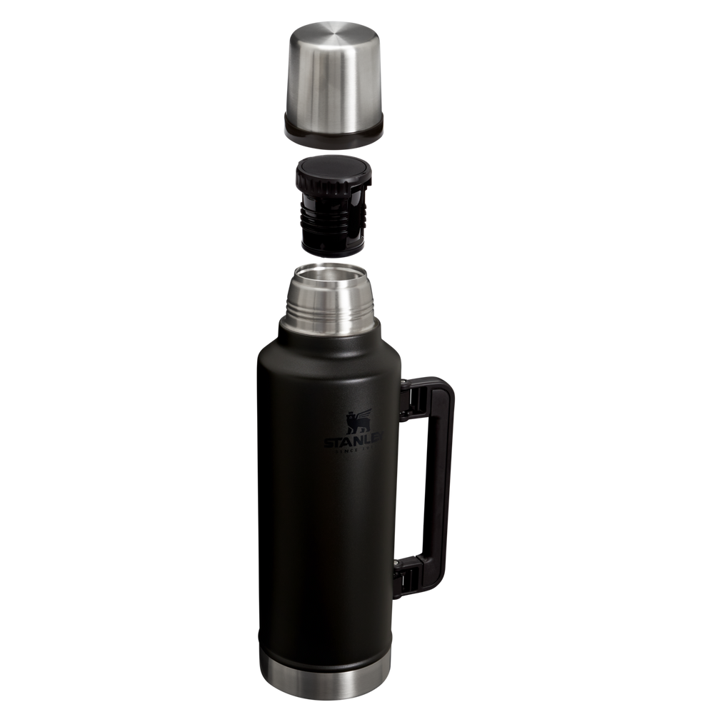 Stanley 1913 Classic Legendary Bottle 1.9L in Black 2.0
