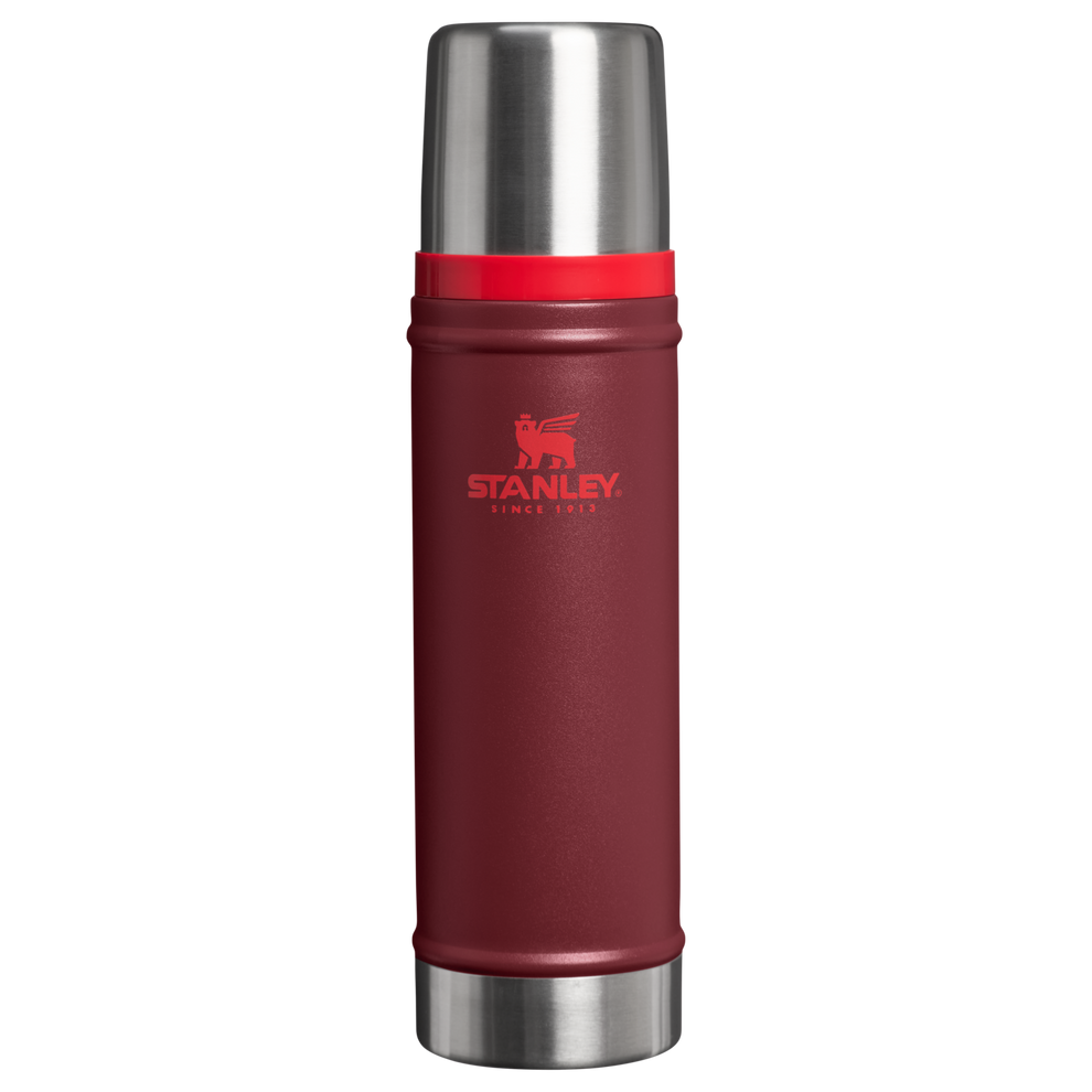 Stanley 1913 Classic Legendary Bottle 0.59L in Cranberry
