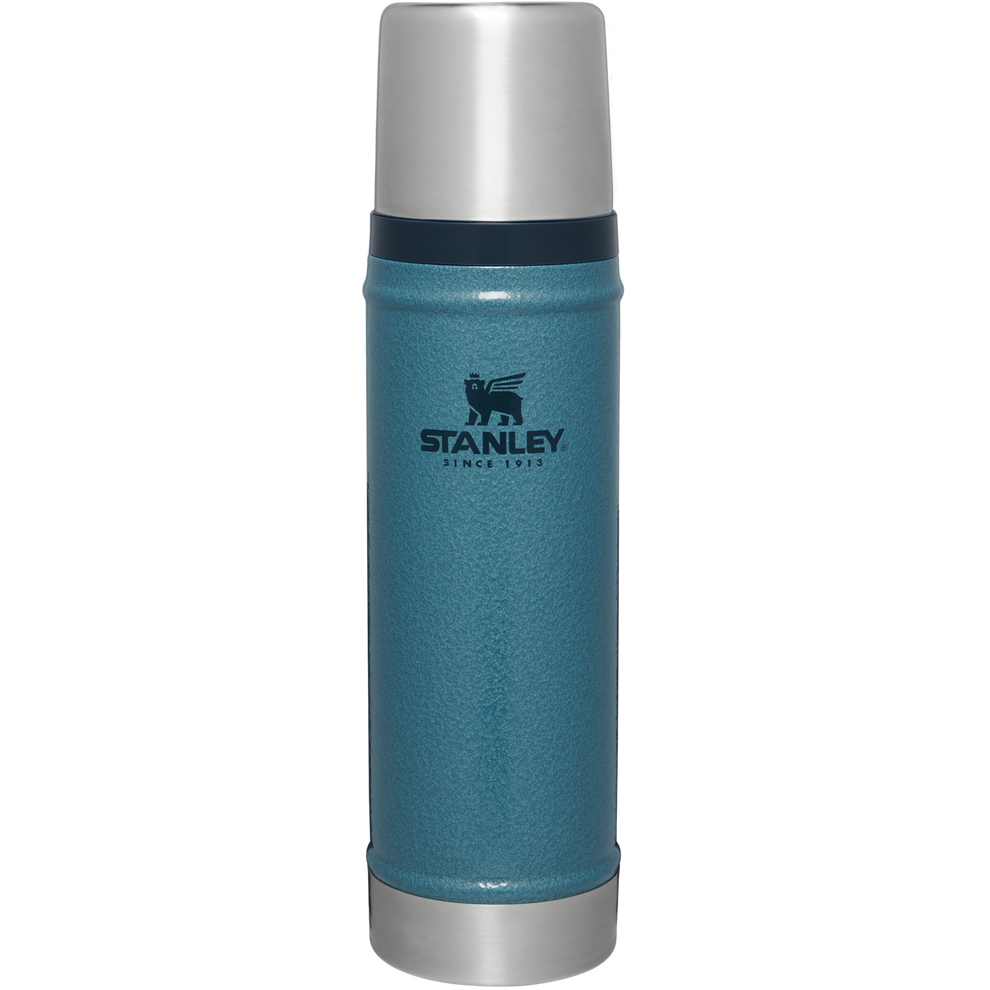 Stanley 1913 Classic Legendary Bottle 0.59L in Hammertone Lake | Front View