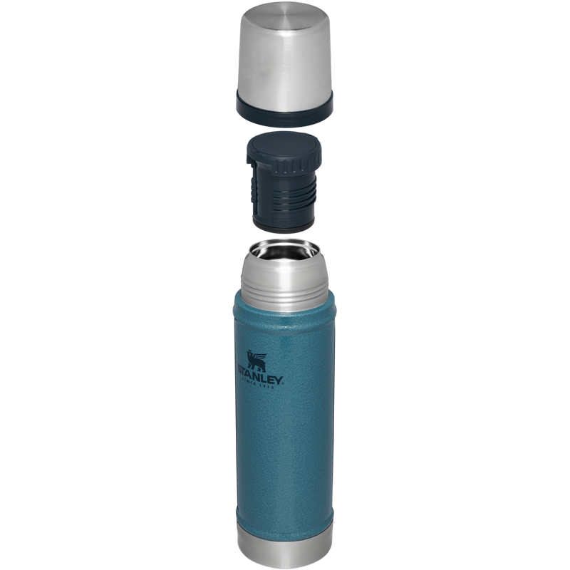Stanley 1913 Classic Legendary Bottle 0.59L in Hammertone Lake | Cross Section View
