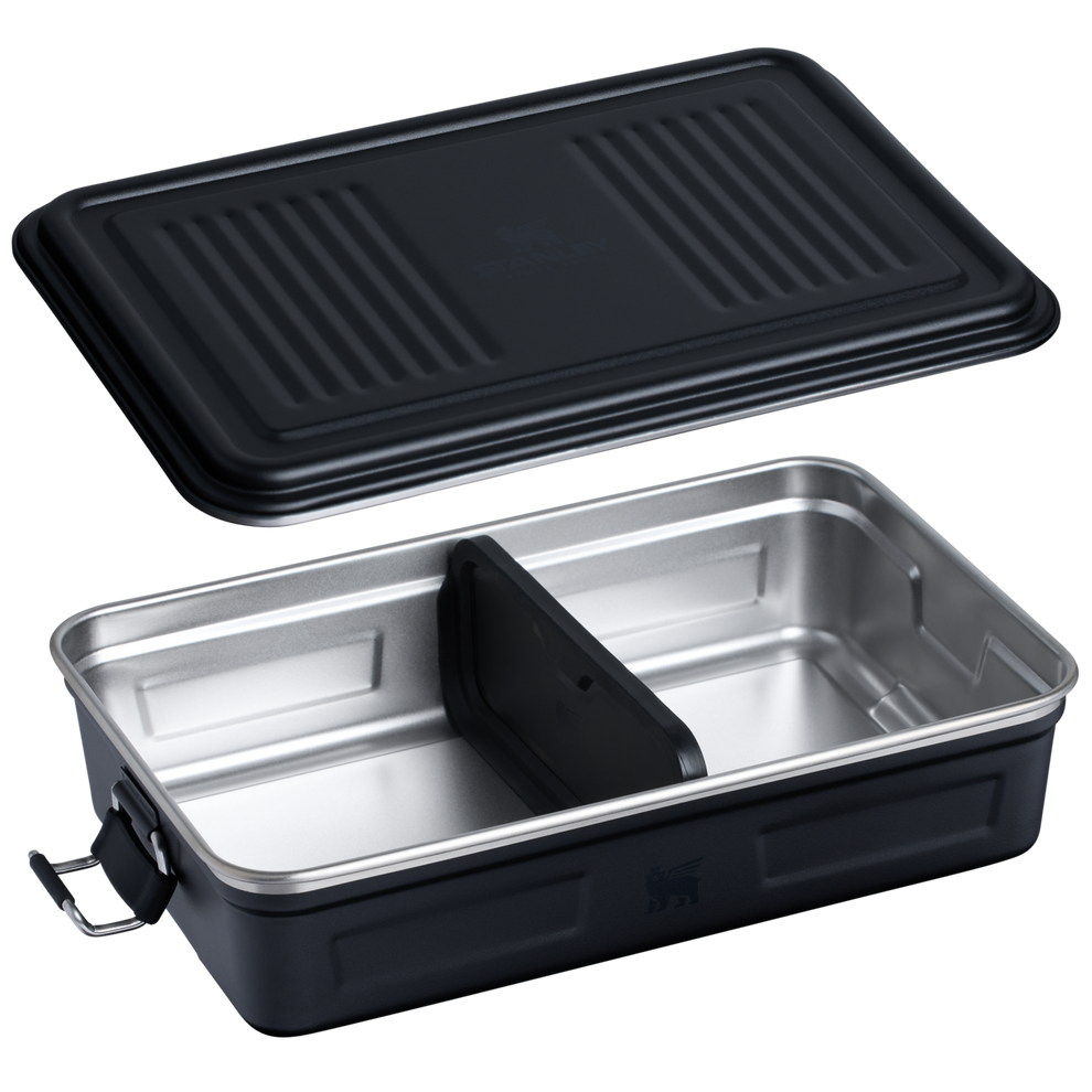 Stanley 1913 Legendary Classic Useful Box 2.0L in Black 2.0