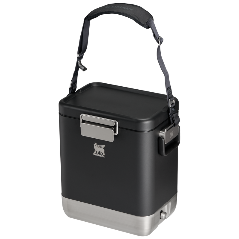 Stanley 1913 Lifted Spirits™ Steel Cooler 24.6L in Black