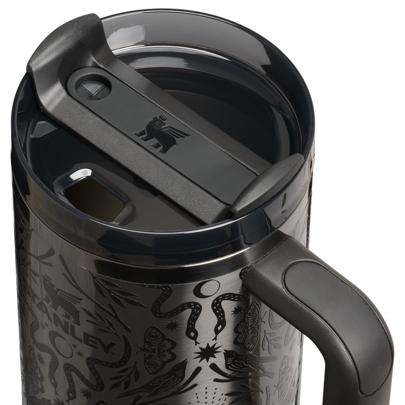 Stanley 1913 Quencher® H2.0 FlowState™ Tumbler 1.18L in Deadly Damask | Coperchio Dettagliato Visualizza