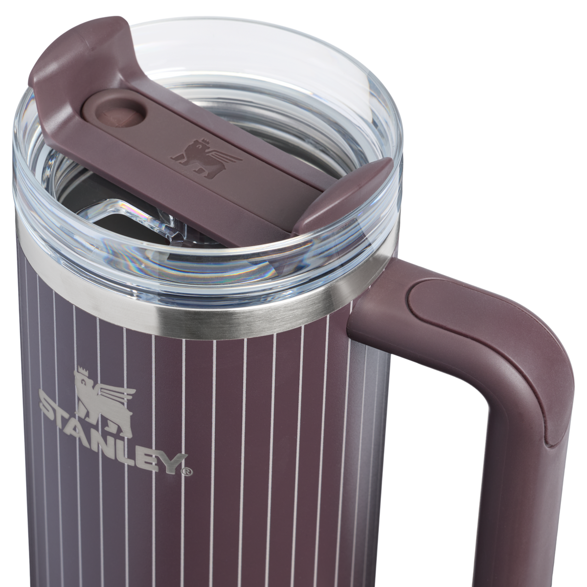 Stanley 1913 Quencher® H2.0 FlowState™ Tumbler 0.89L en Fig Pinstripe | Tapa Detallado Ver