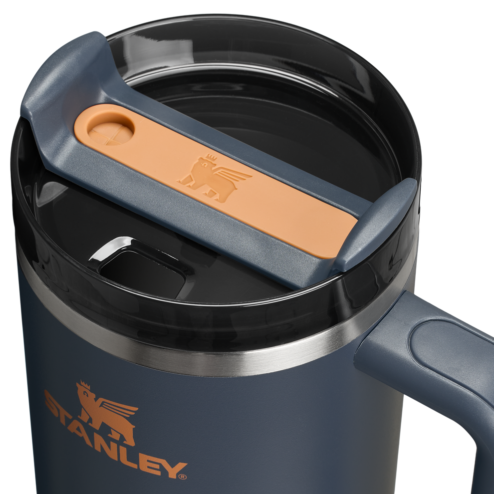 Stanley 1913 Quencher® H2.0 FlowState™ Tumbler 1.18L in Twilight