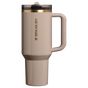Farbmuster für Stanley 1913 Quencher® ProTour Flip Straw Tumbler 1.18L in Bedrock Gloss | Vorderseite Anzeigen