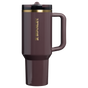 Farbmuster für Stanley 1913 Quencher® ProTour Flip Straw Tumbler 1.18L in Fig Gloss | Vorderseite Anzeigen
