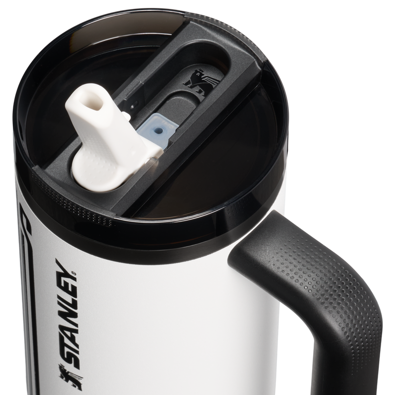 Stanley 1913 Stanley 1913 x Juventus Quencher® ProTour Tumbler 0.89L in Coded | Coperchio Dettagliato Visualizza
