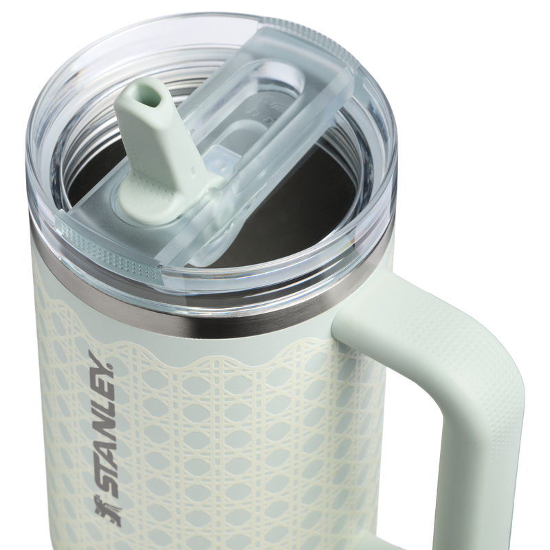 Stanley 1913 Quencher® ProTour Flip Straw Tumbler 1.18L in Mist Rattan | Coperchio Dettagliato Visualizza