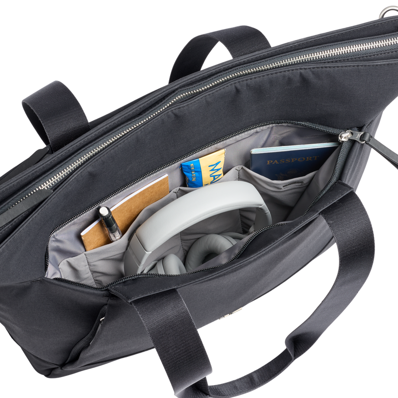 Stanley 1913 Standby Tote 20.6L in Black | Frontale Tasca Visualizza