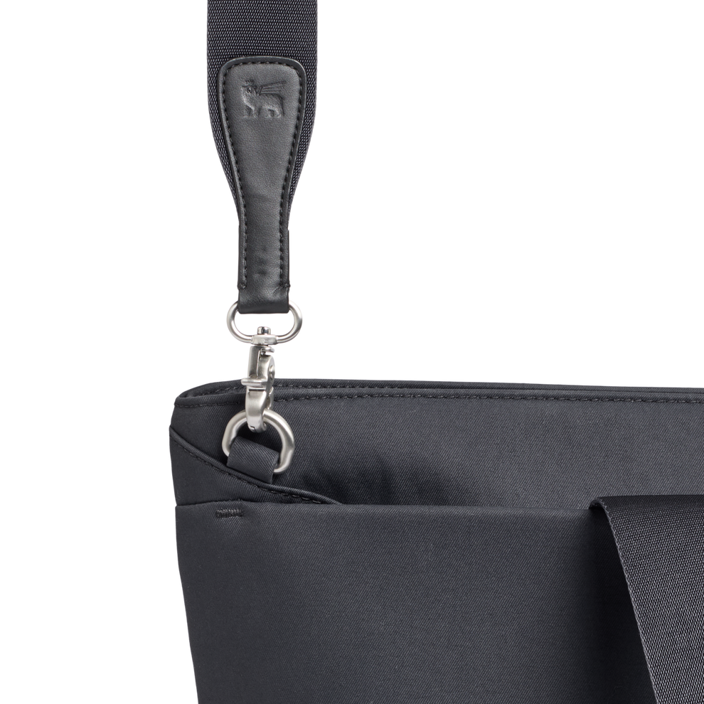 Stanley 1913 Standby Tote 20.6L in Black