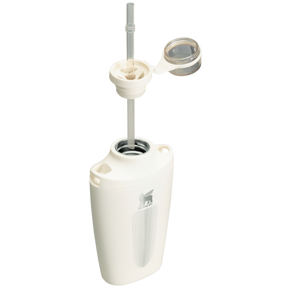 Stanley 1913 Cross Bottle 0.68L in Cream
